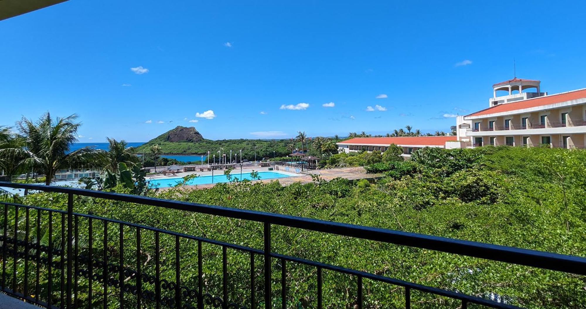 Howard Beach Resort Kenting Exterior foto View of the resort