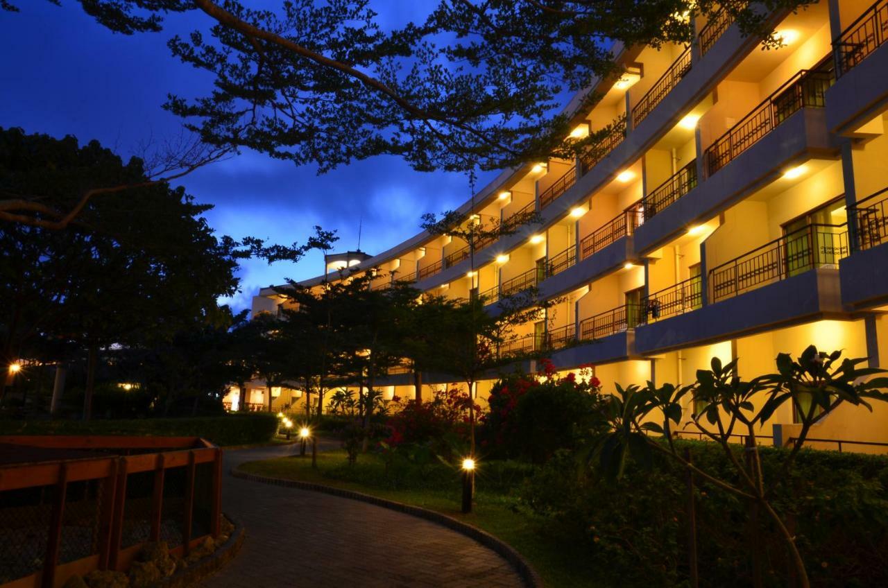 Howard Beach Resort Kenting Exterior foto The Royal